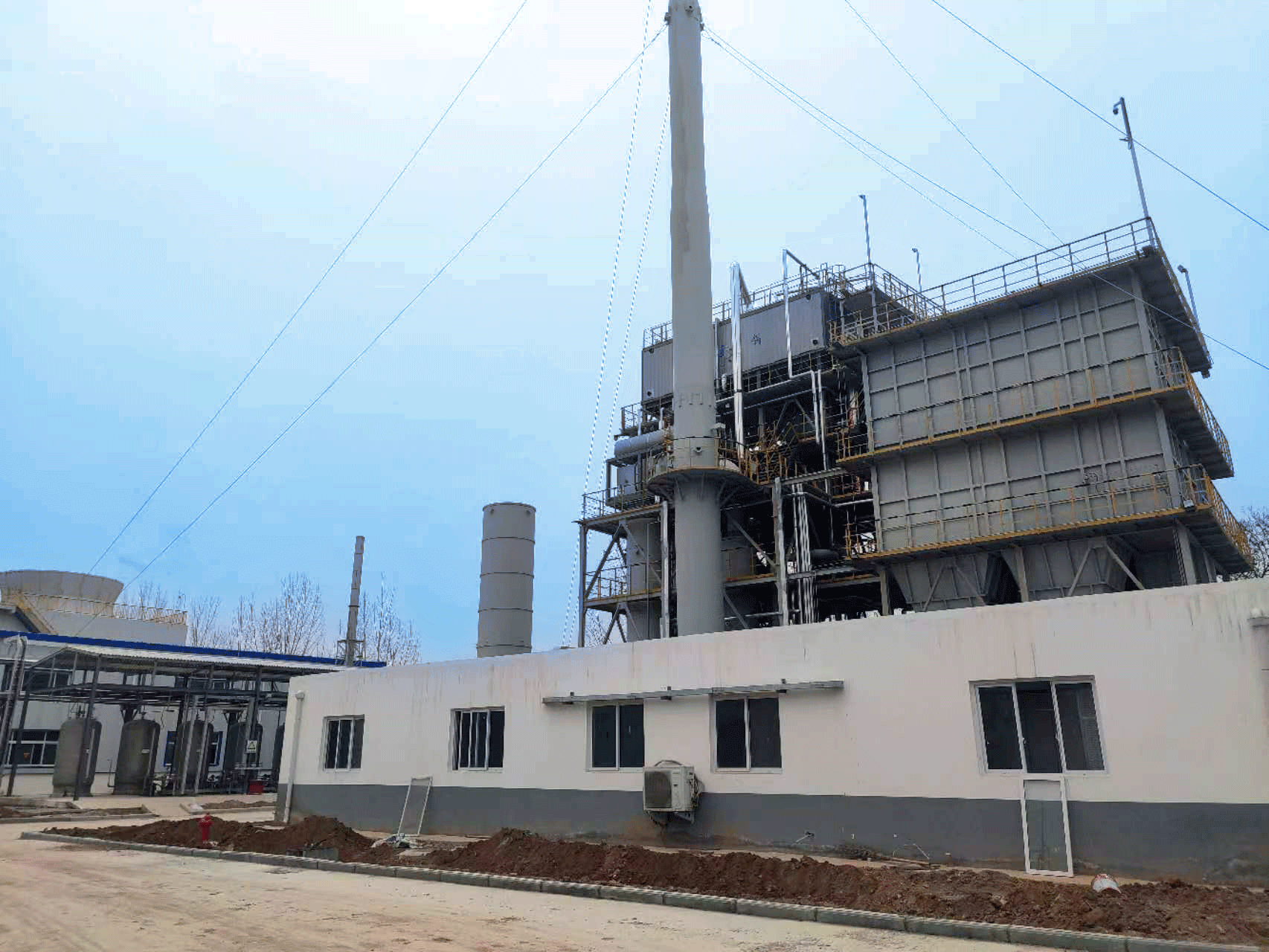 Waste incinerator
